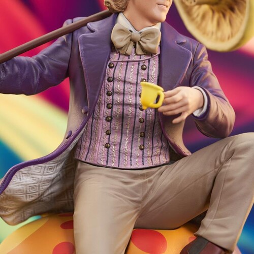 Diamond Select - Willy Wonka & The Chocolate Factory - Gallery PVC Statue (Large Item, Vinyl Figure, Statue, Collectible)