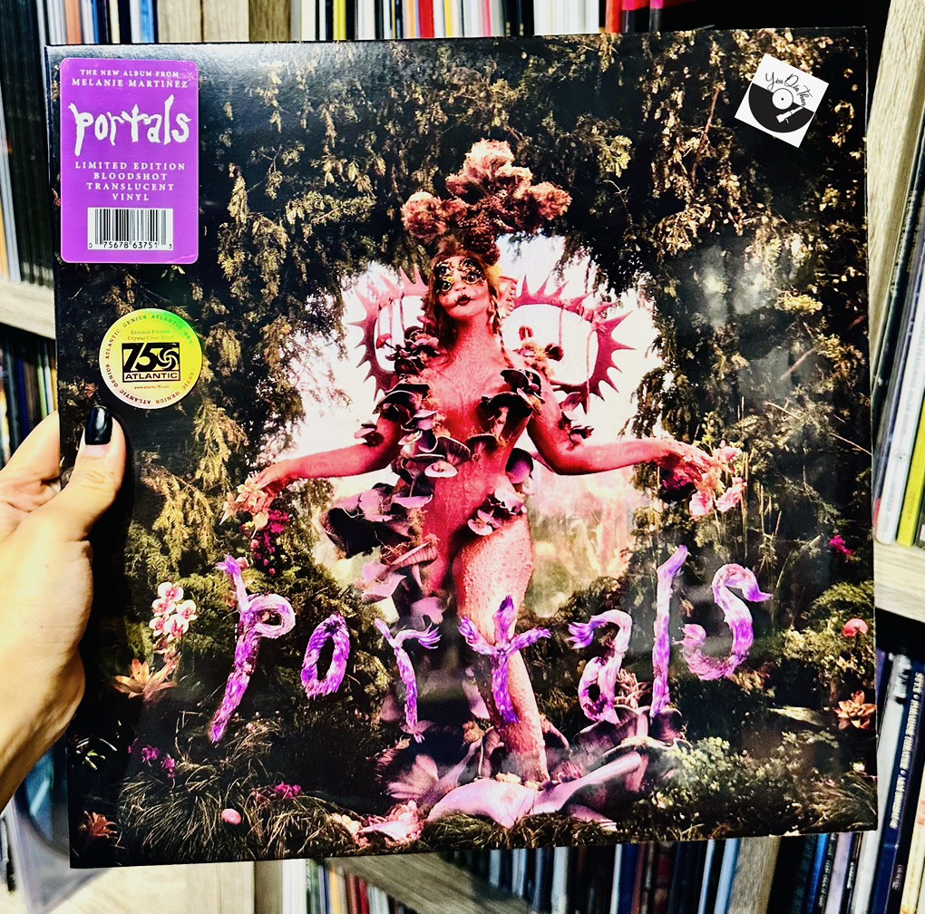 vinyl MELANIE MARTINEZ - PORTALS (BLOODSHOT TRANSLUCENT VINYL)