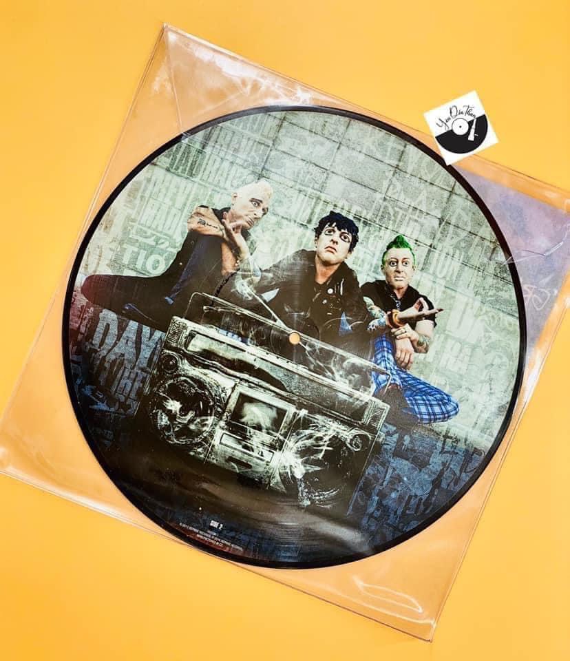 đĩa than Green Day – Revolution Radio ( Picture Disc )