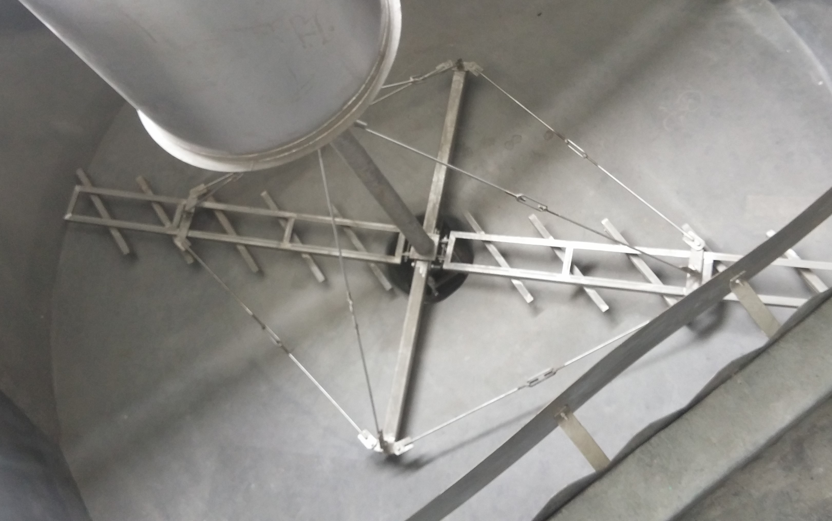 CÁNH GẠT BÙN BỂ LẮNG