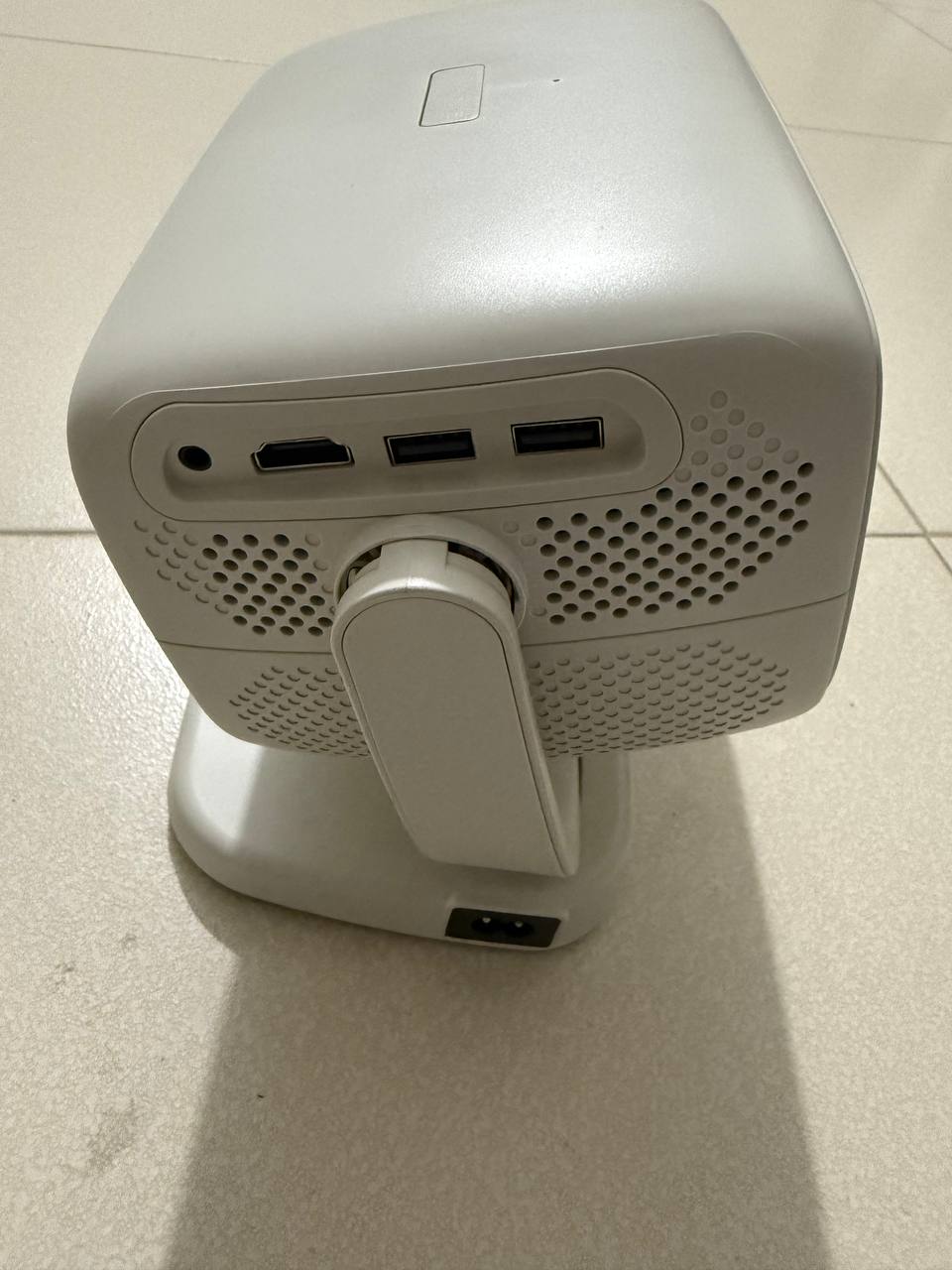 [Instock] Máy chiếu mini Skywork A8 (Ảnh thật)