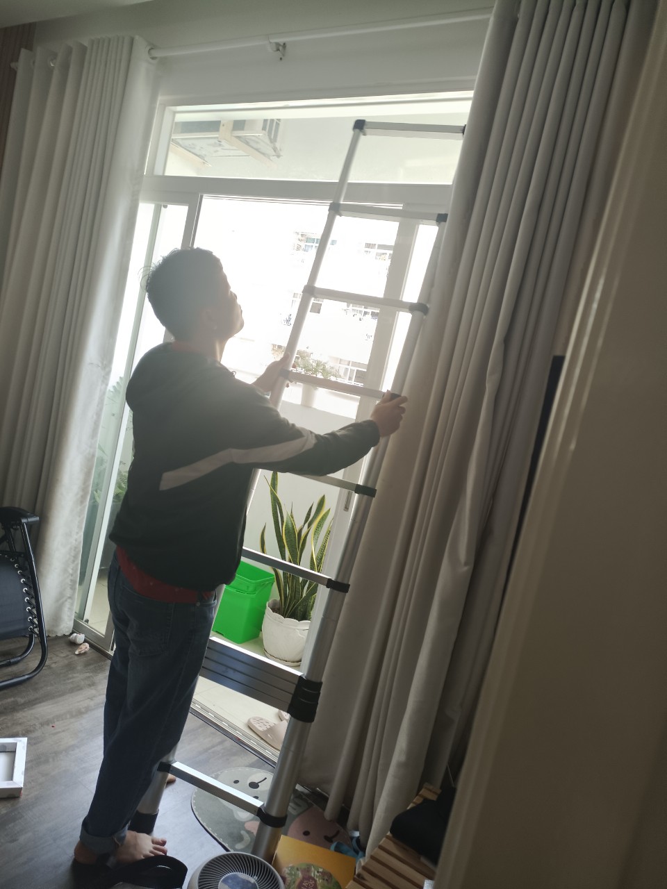 dịch vụ vệ sinh sofa Khánh Linh