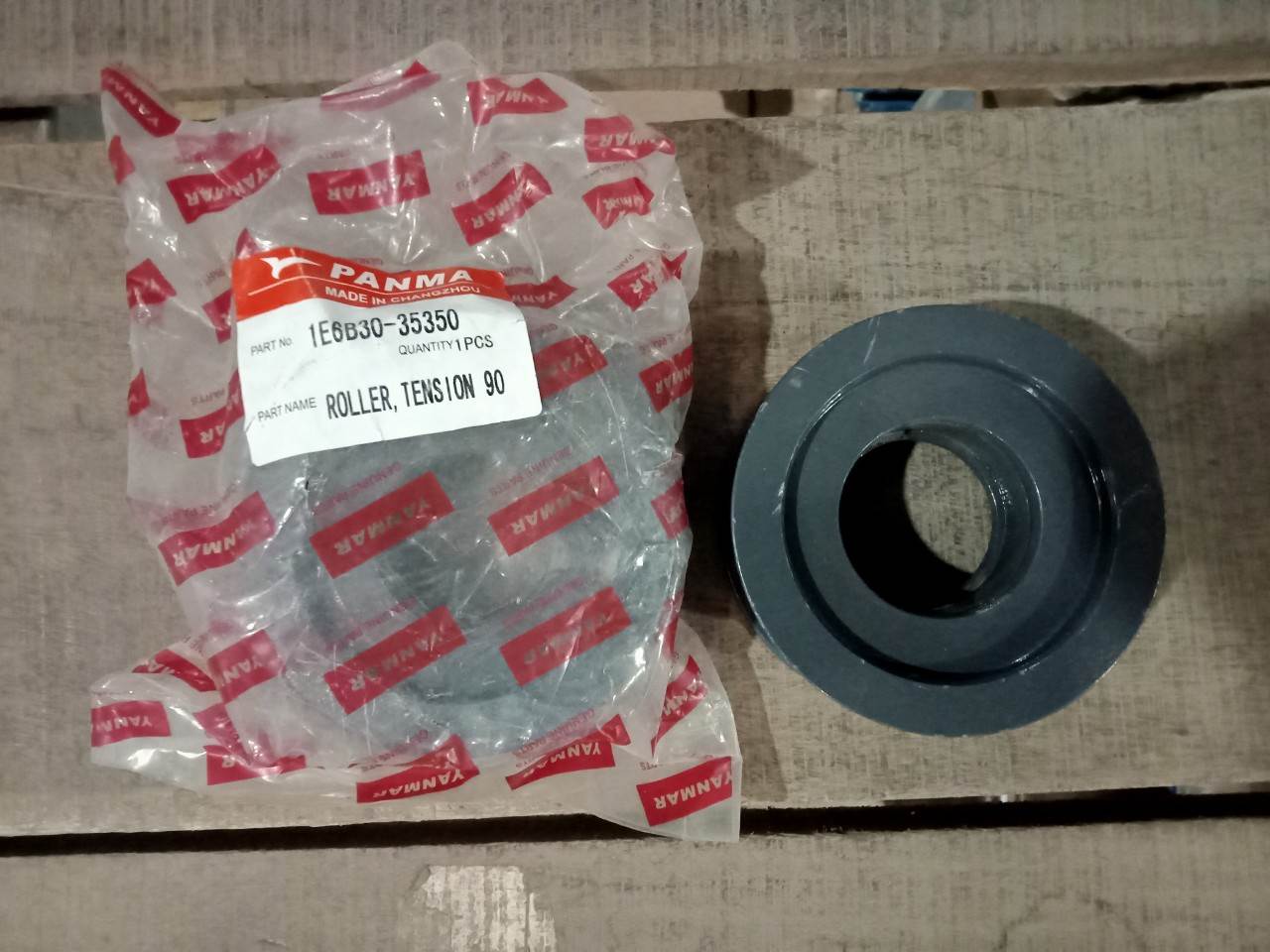1E6B30-35350 puly tăng dây tải xoắn yanmar