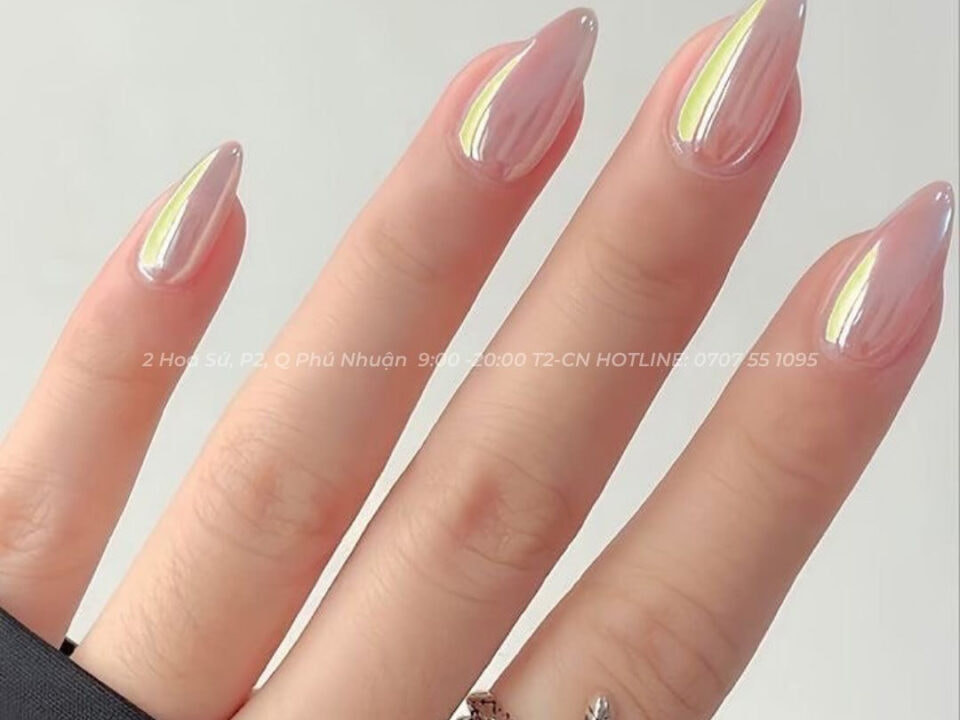 Hướng dẫn dũa phom móng chuẩn salon tại nhà để có bộ móng sang chảnh