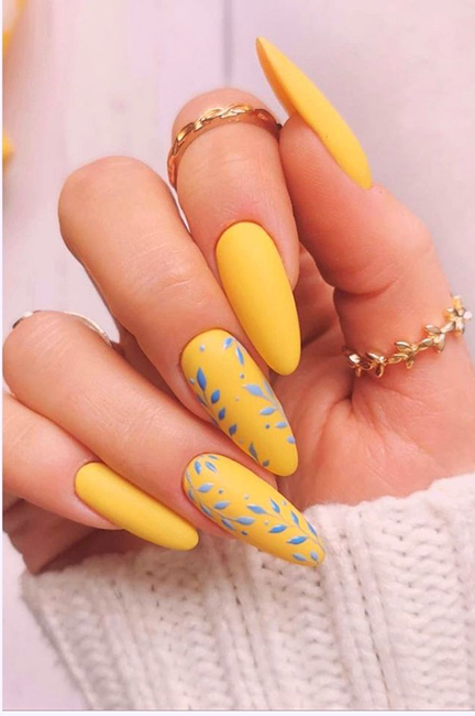 Mẫu Nail Màu Vàng Sang Chảnh – Lựa Chọn Hoàn Hảo Cho Nàng Yêu Sự Nổi Bật