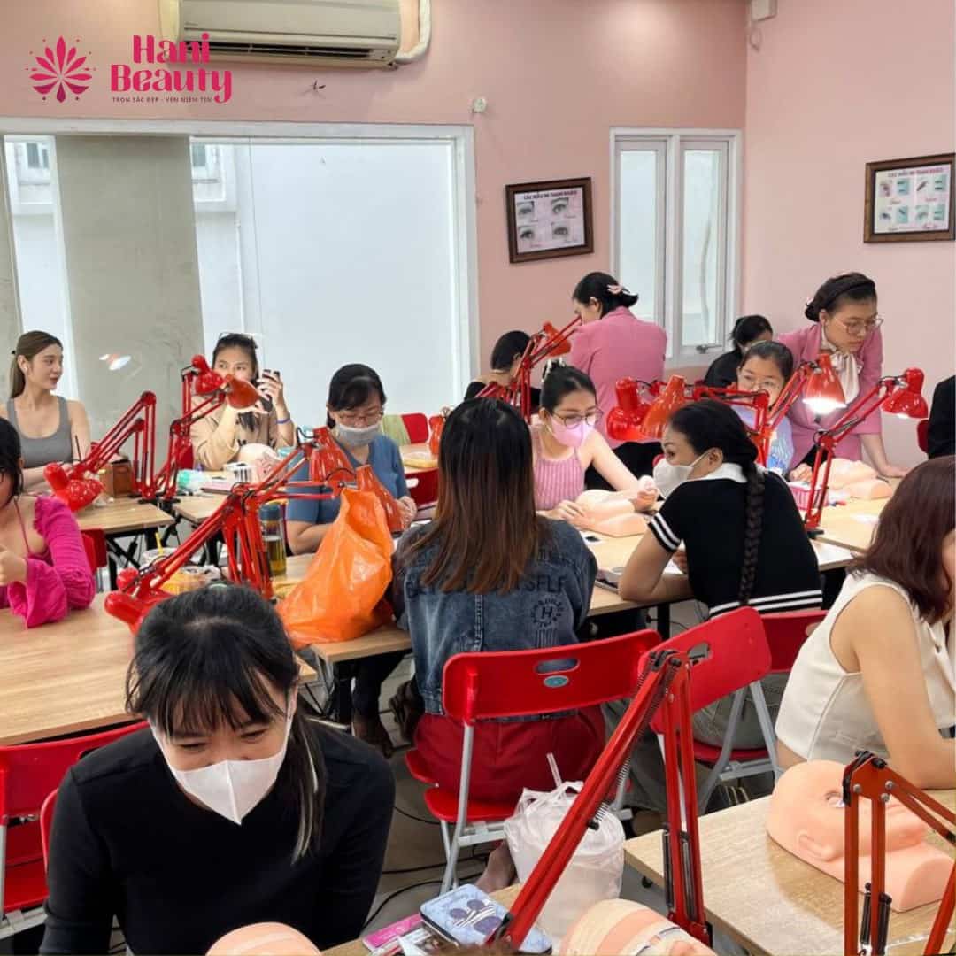 Mẹo Sử Dụng Bột Nail Hot Trend Bền Đẹp Như Salon