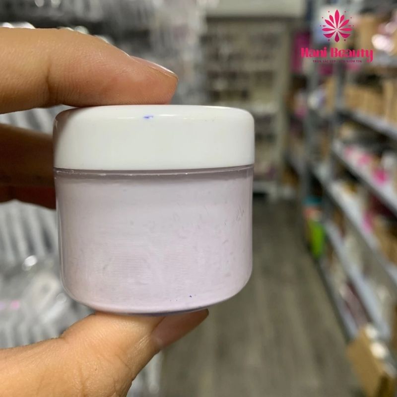 Bột Nail màu Nude mang đến tông sắc tự nhiên nhất