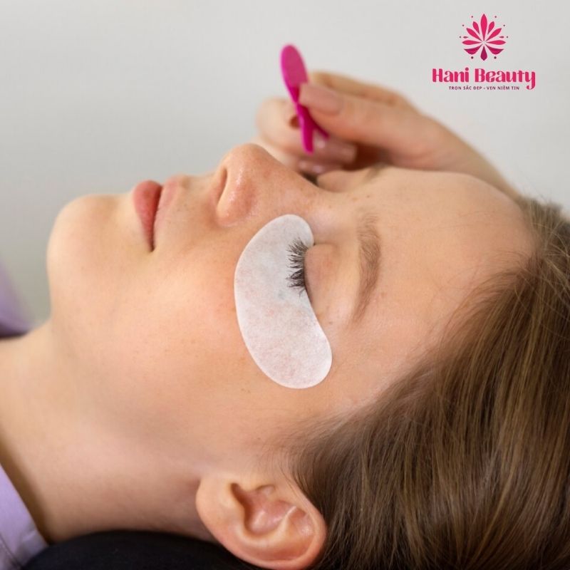 Keo nối mi dành cho thợ chuyên nghiệp cần có thời gian khô nhanh