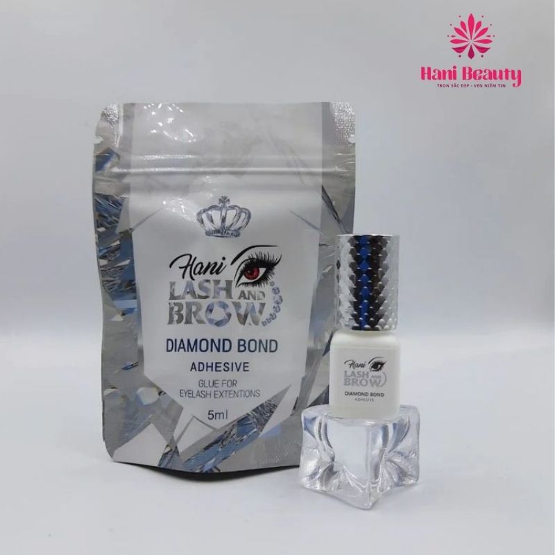 Diamond Bond có dạng lỏng, không màu
