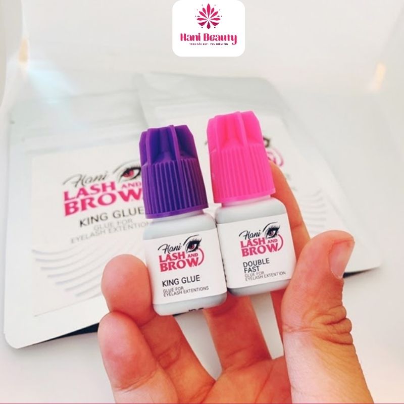 Mua keo nối mi tại trung tâm khách hàng sẽ được vận chuyển tới tận nơi