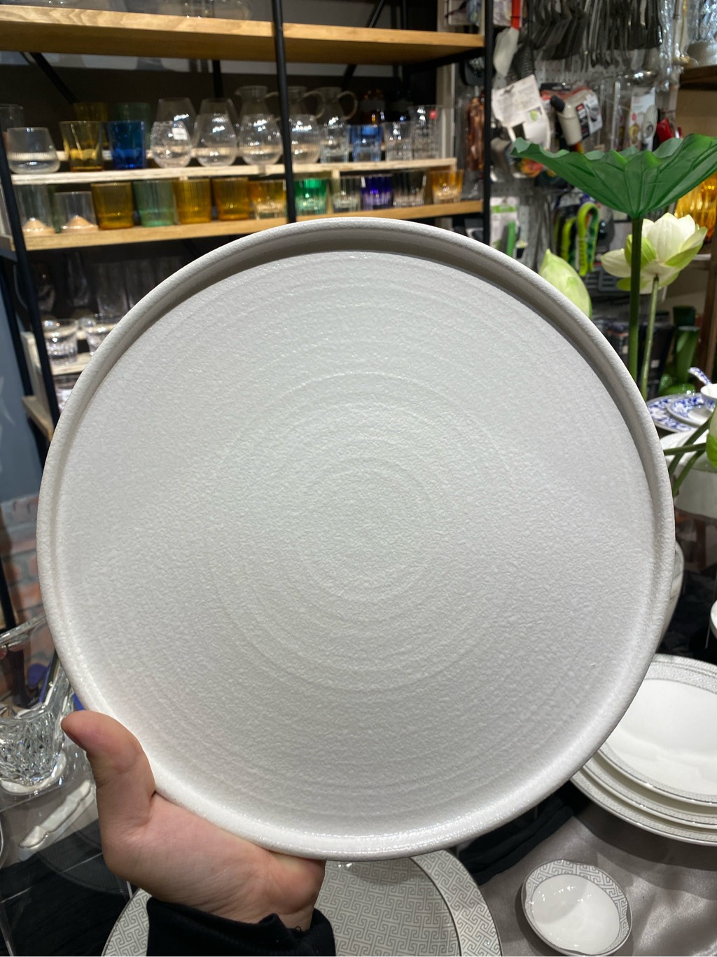Dĩa tròn vành đứng 26cm tuyết trắng