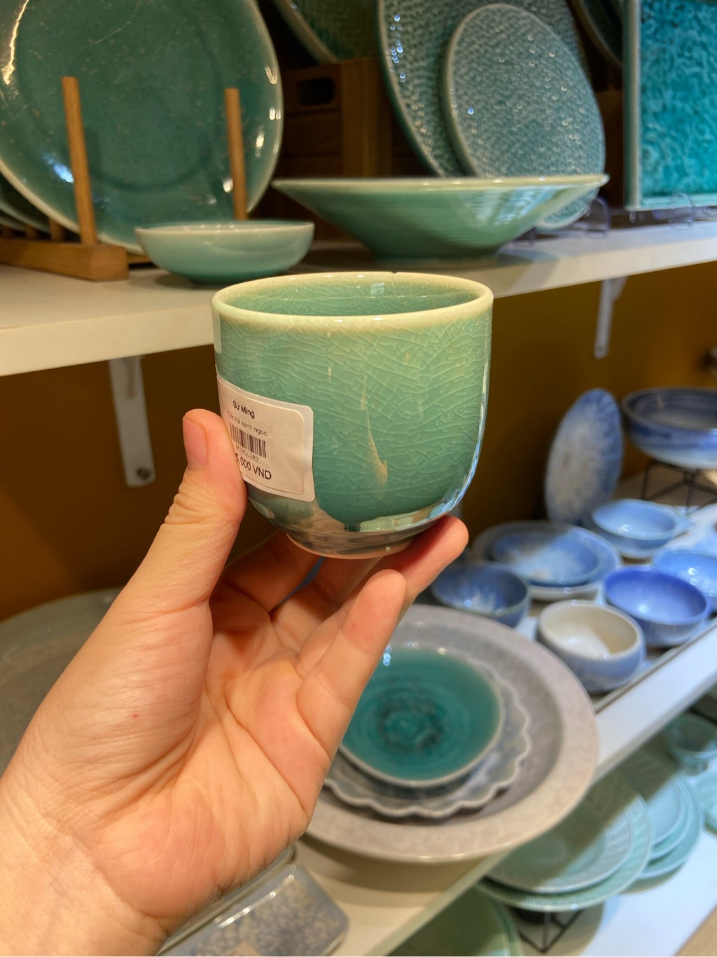 Cốc trà xanh ngọc