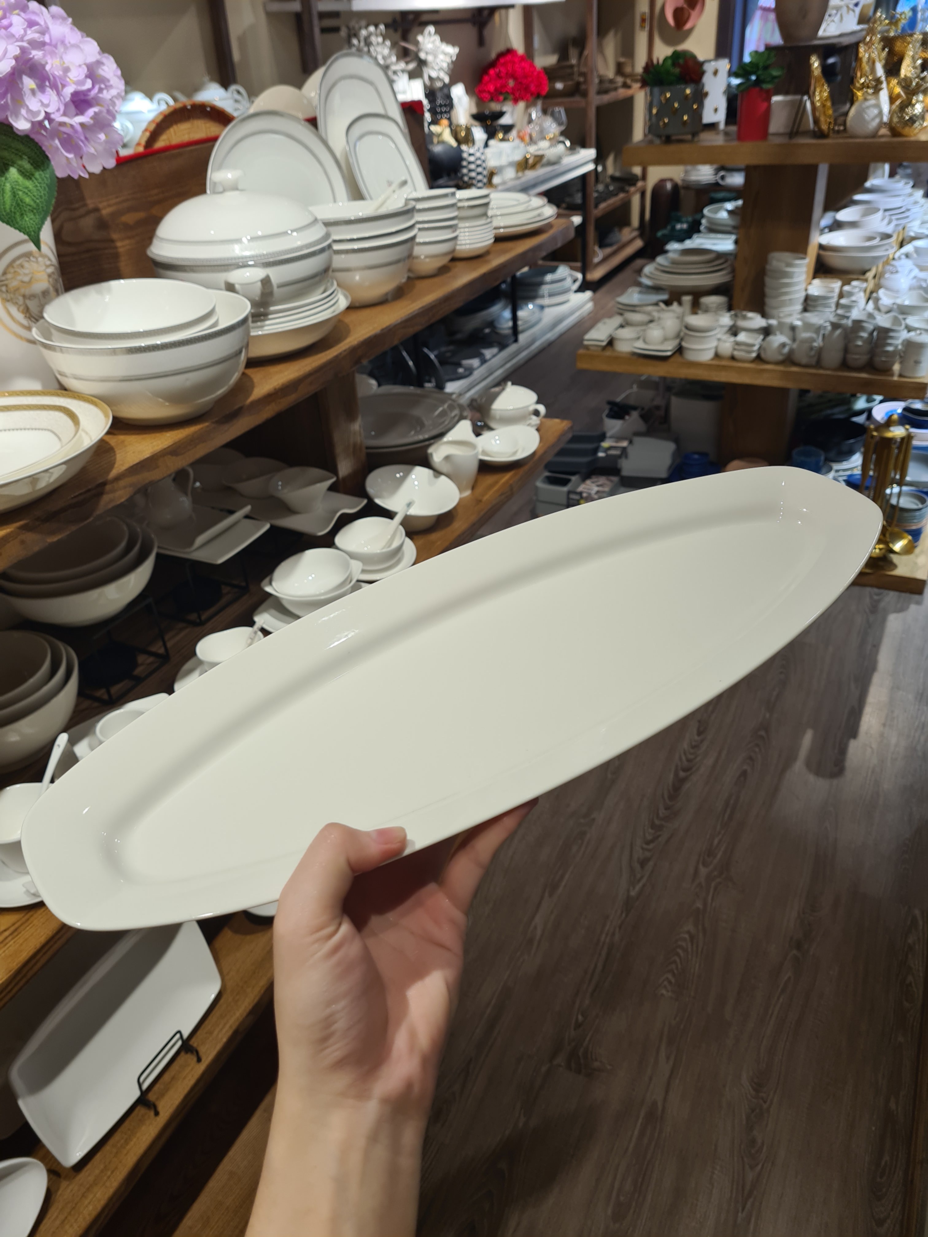 Dĩa oval 48 cm Trắng Ngà