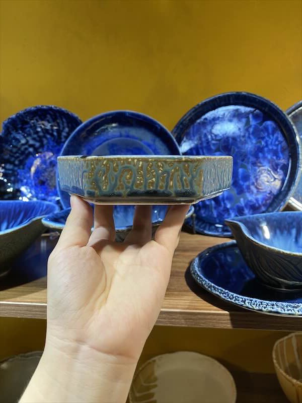 Đĩa lục giác hoa xanh