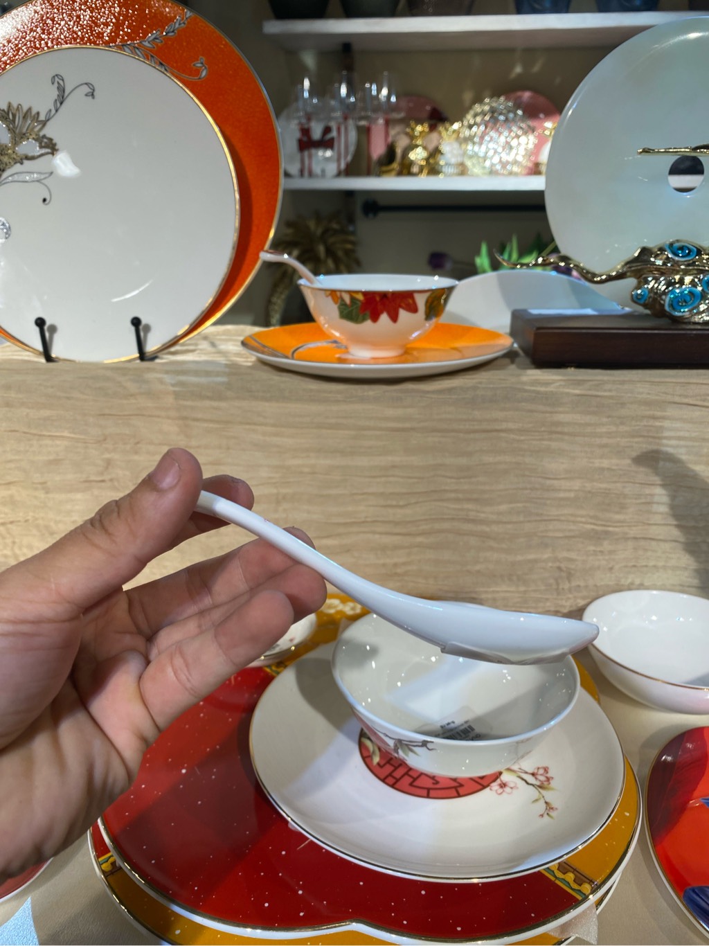 Thìa hoa đào