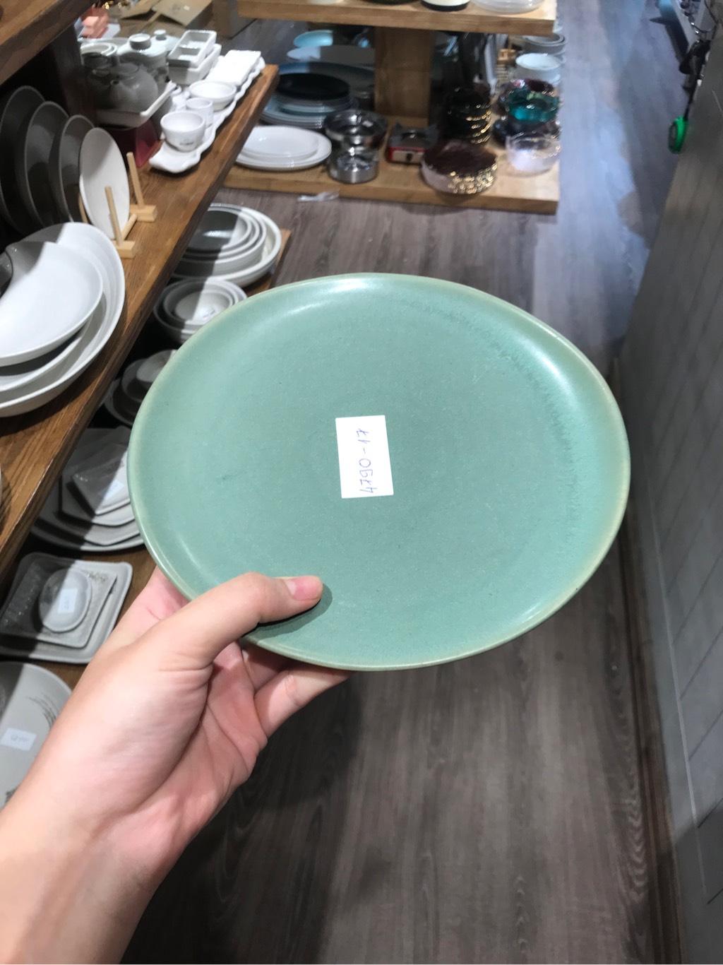 Dĩa 21x20cm xanh lá đậm trổ (matte)