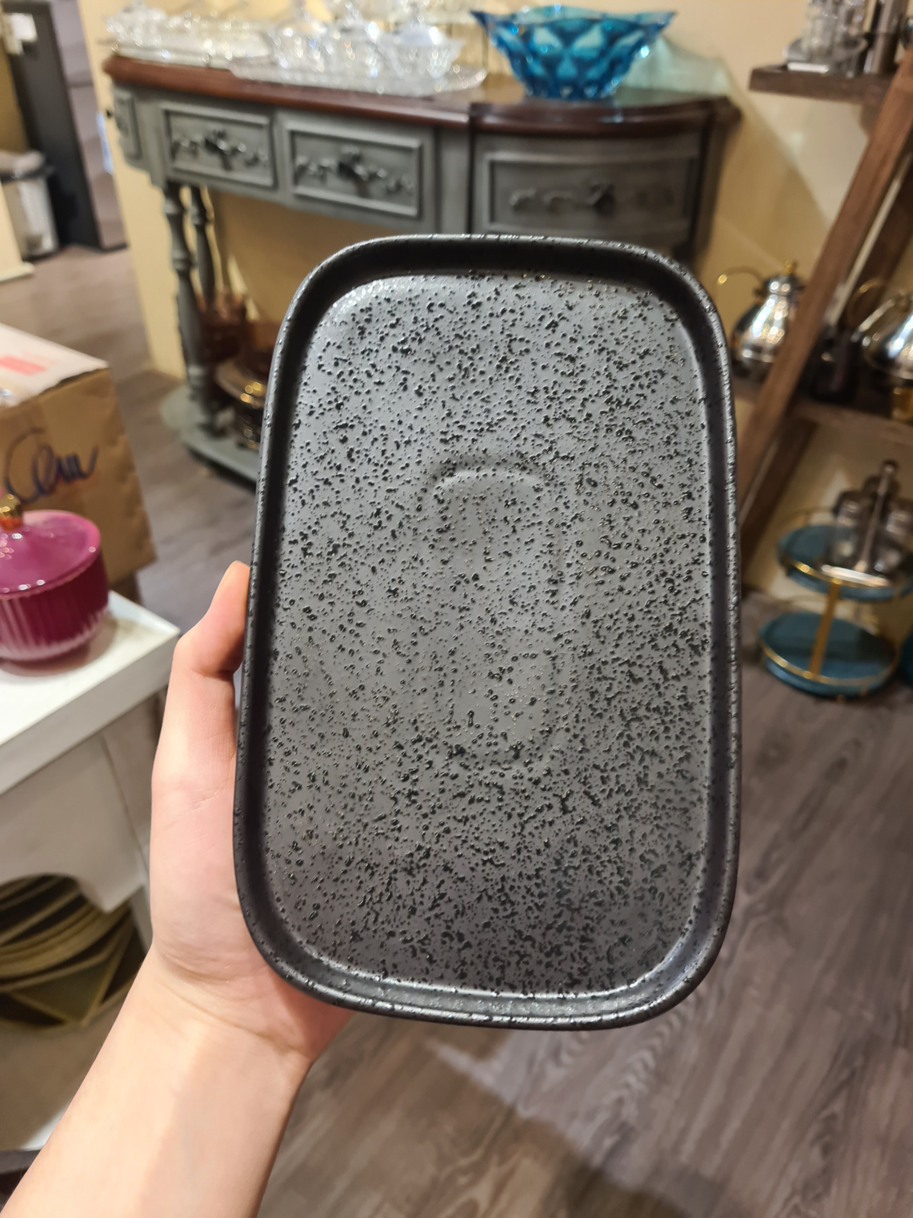 Đĩa CN 22x14 cm đen