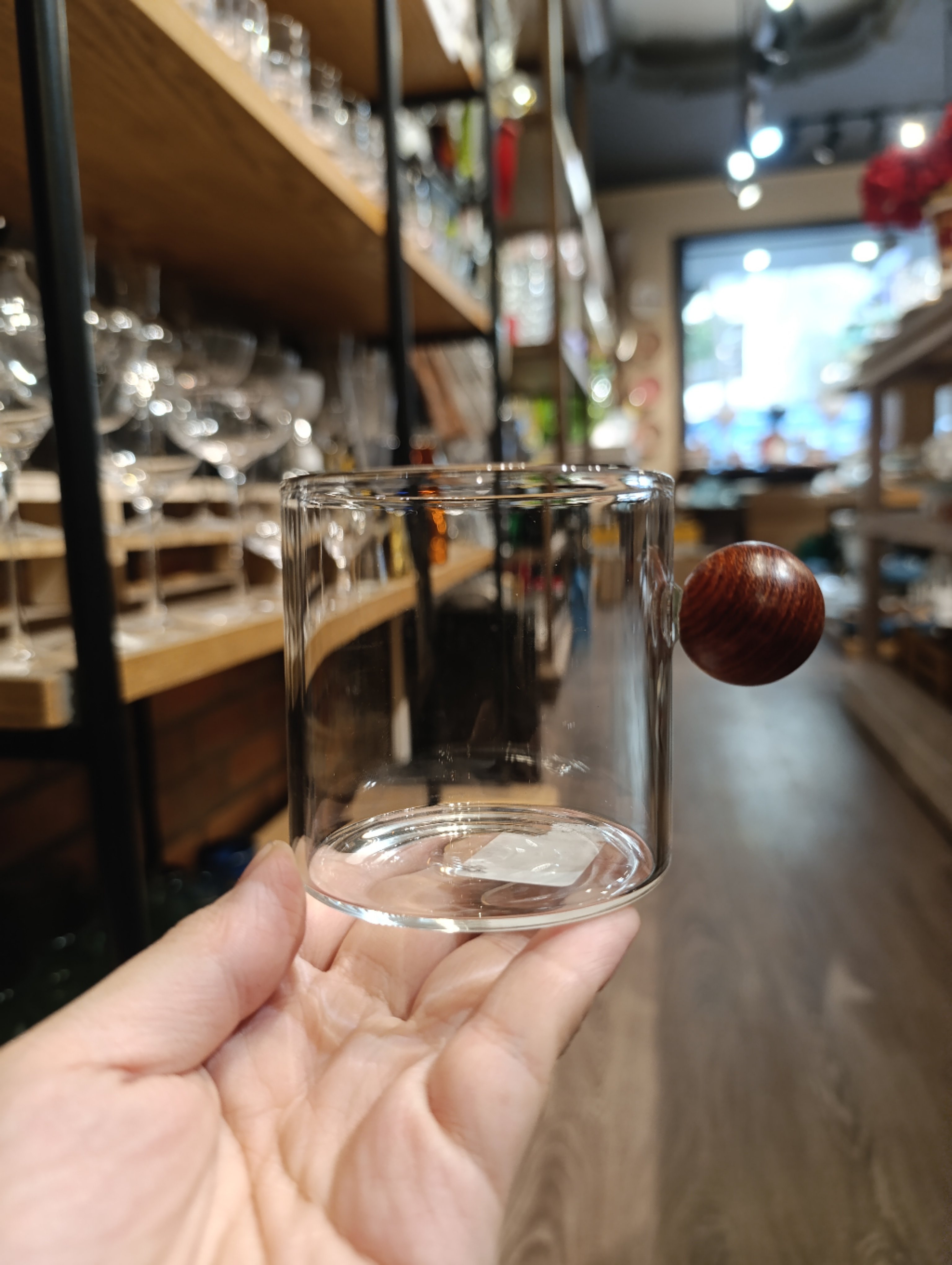 Rót pha chế núm gỗ tròn