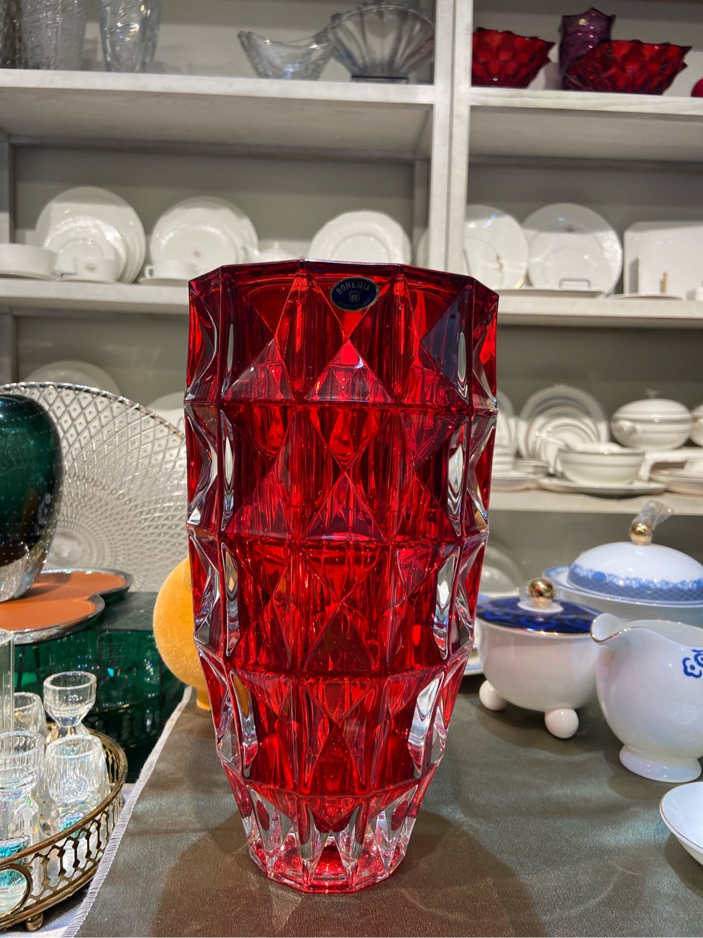 Lọ hoa kim cương đỏ 28cm Crystal Bohemia