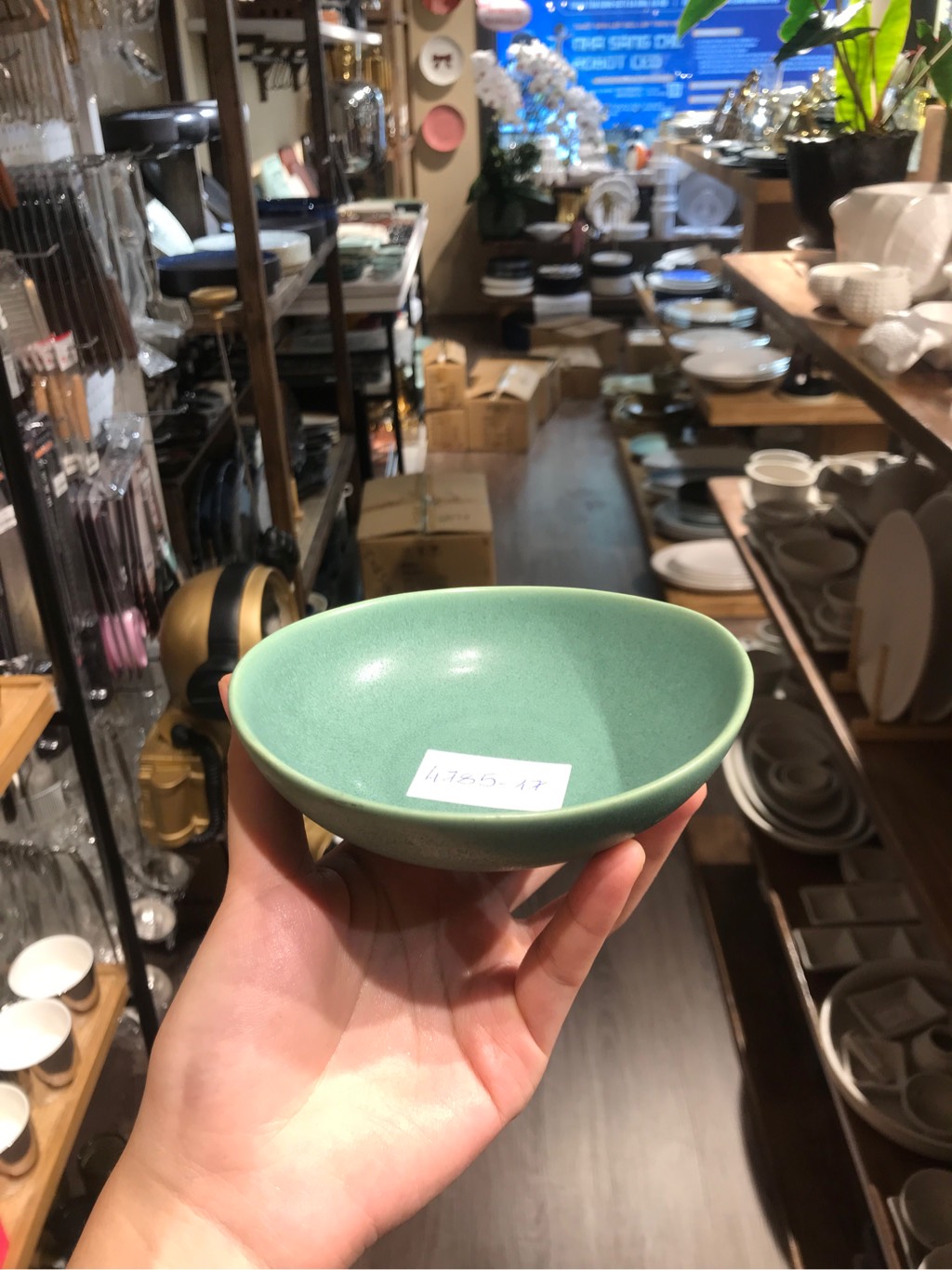 Tô 12.5cm xanh lá đậm trổ (matte)