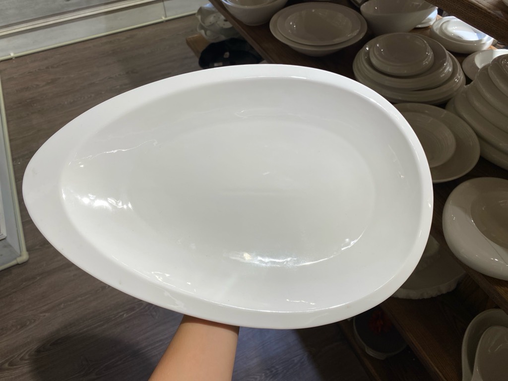 Đĩa tam giác trắng trơn 16inch