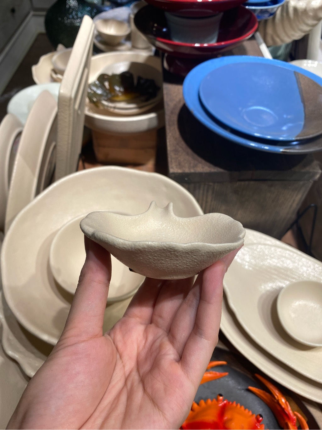 Chén lá vỏ sò 9x3cm màu be