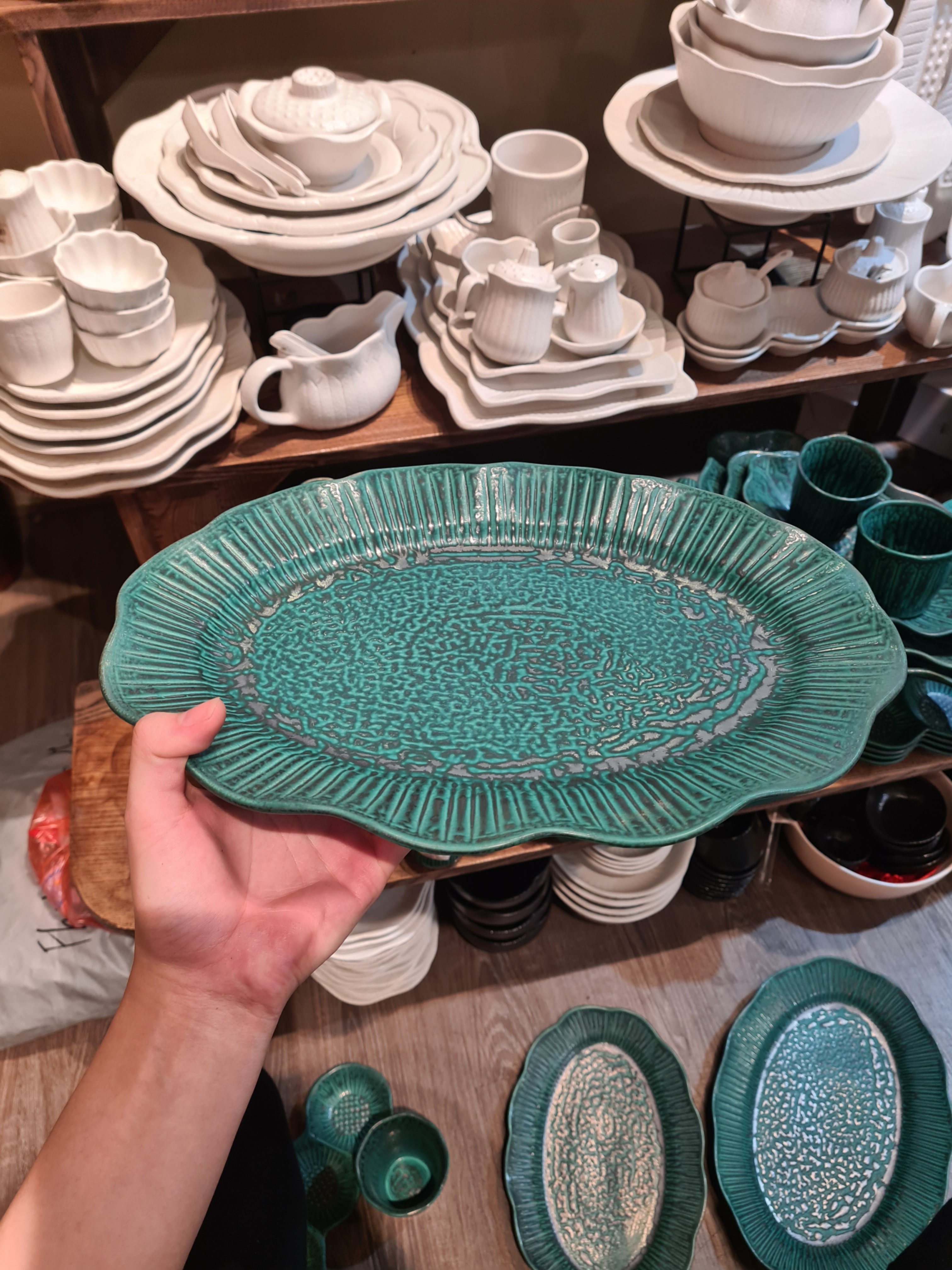 Dĩa Oval sen 36cm xanh Thiên Phúc