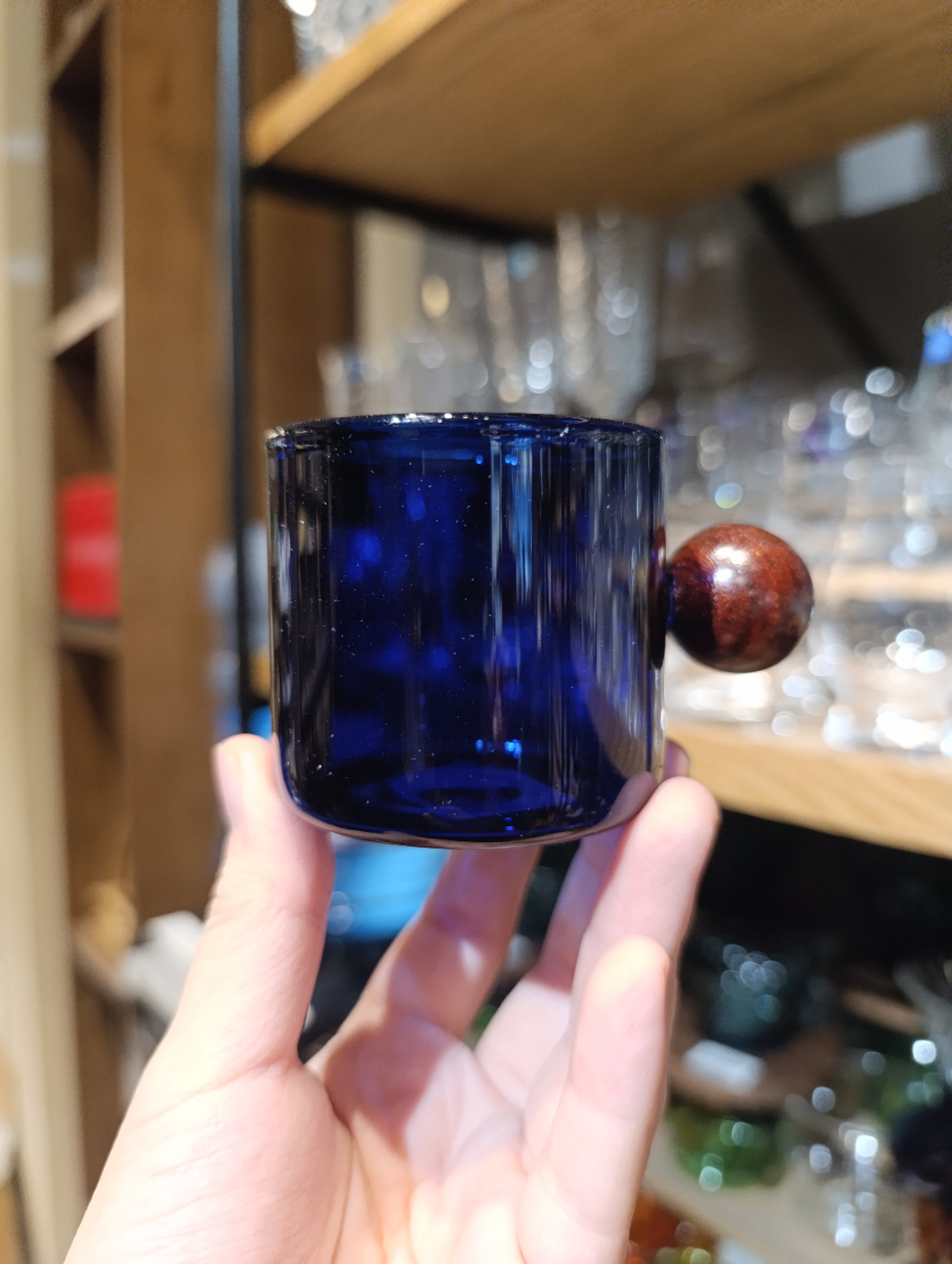 Rót pha chế núm gỗ tròn