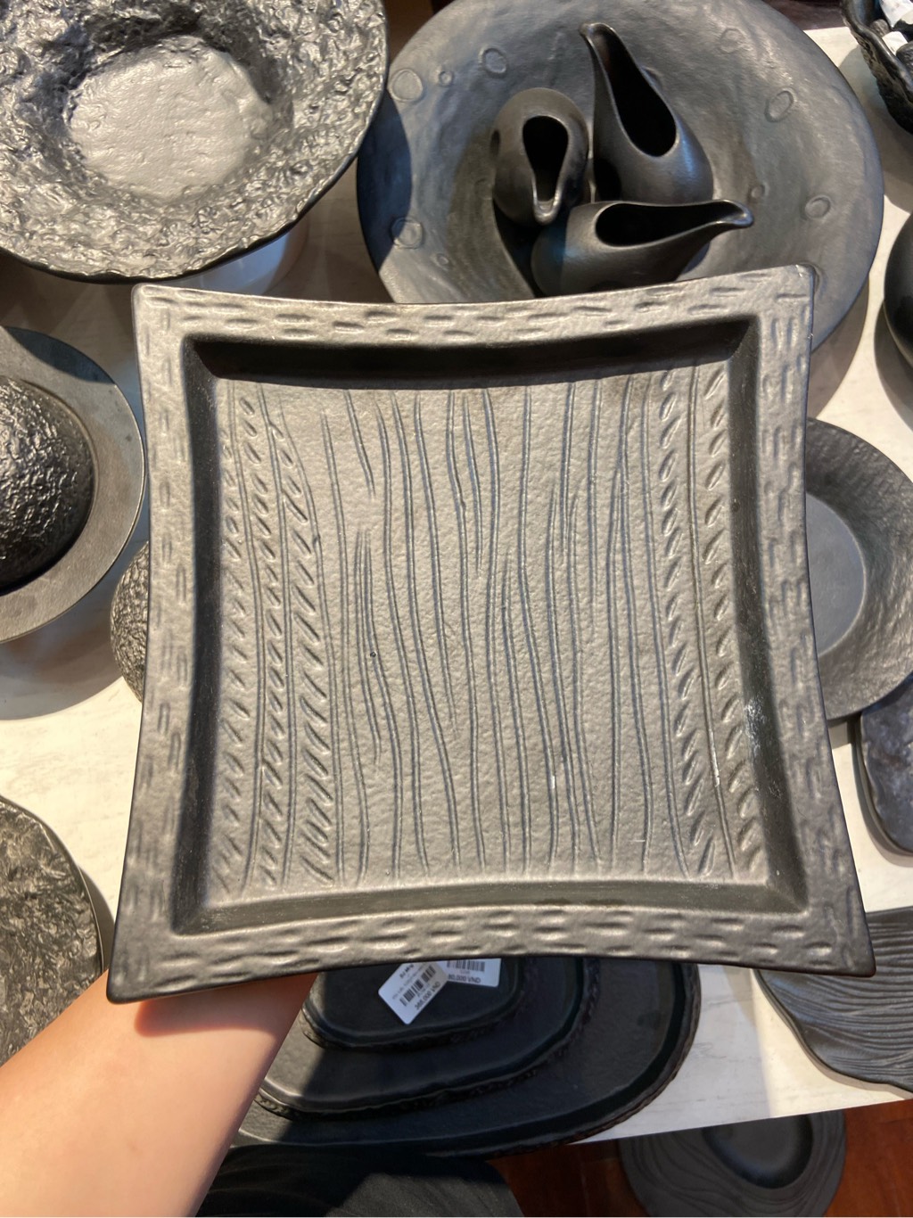 Đĩa vuông vành đứng 7inch đen méo C275