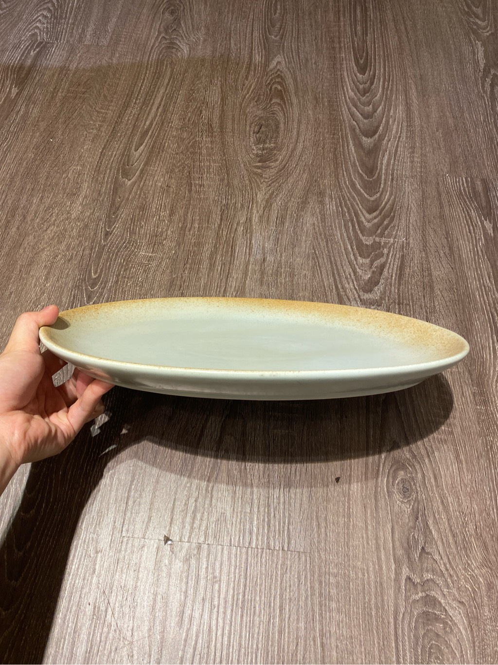 Dĩa dài 33x23cm xanh ngọc matte viền nâu (HĐ)