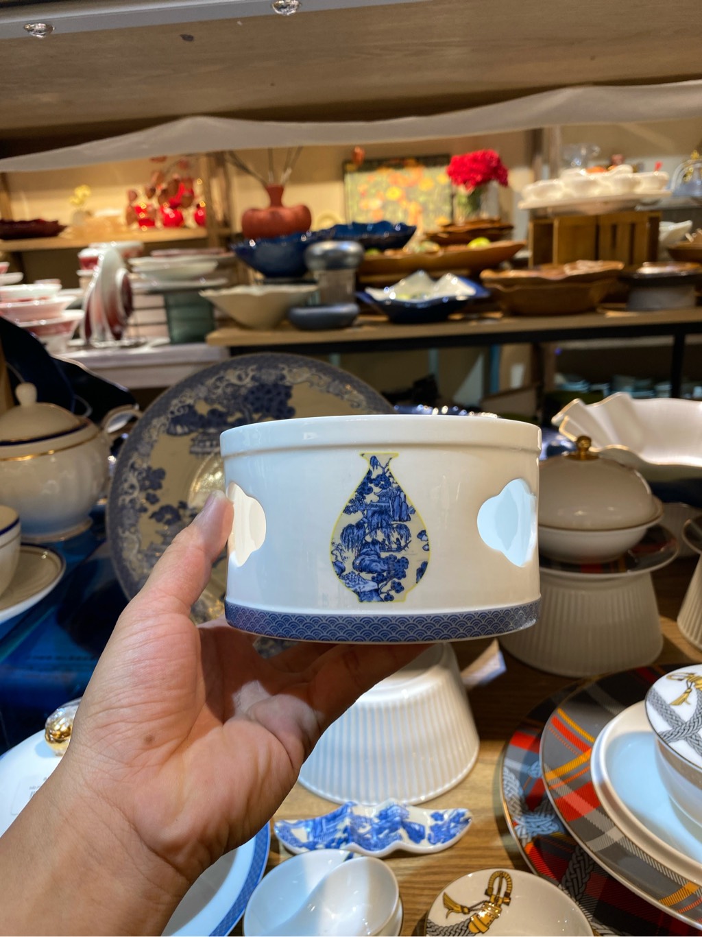 Đế đốt Blue and white