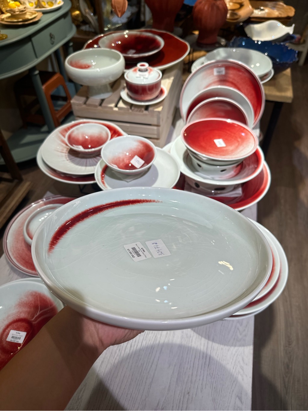 Đĩa có chân nhỏ 10.75inch Trăng Đỏ
