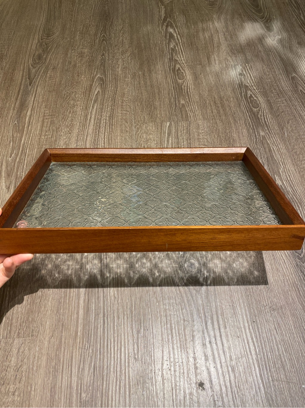 Khay kính viền gỗ