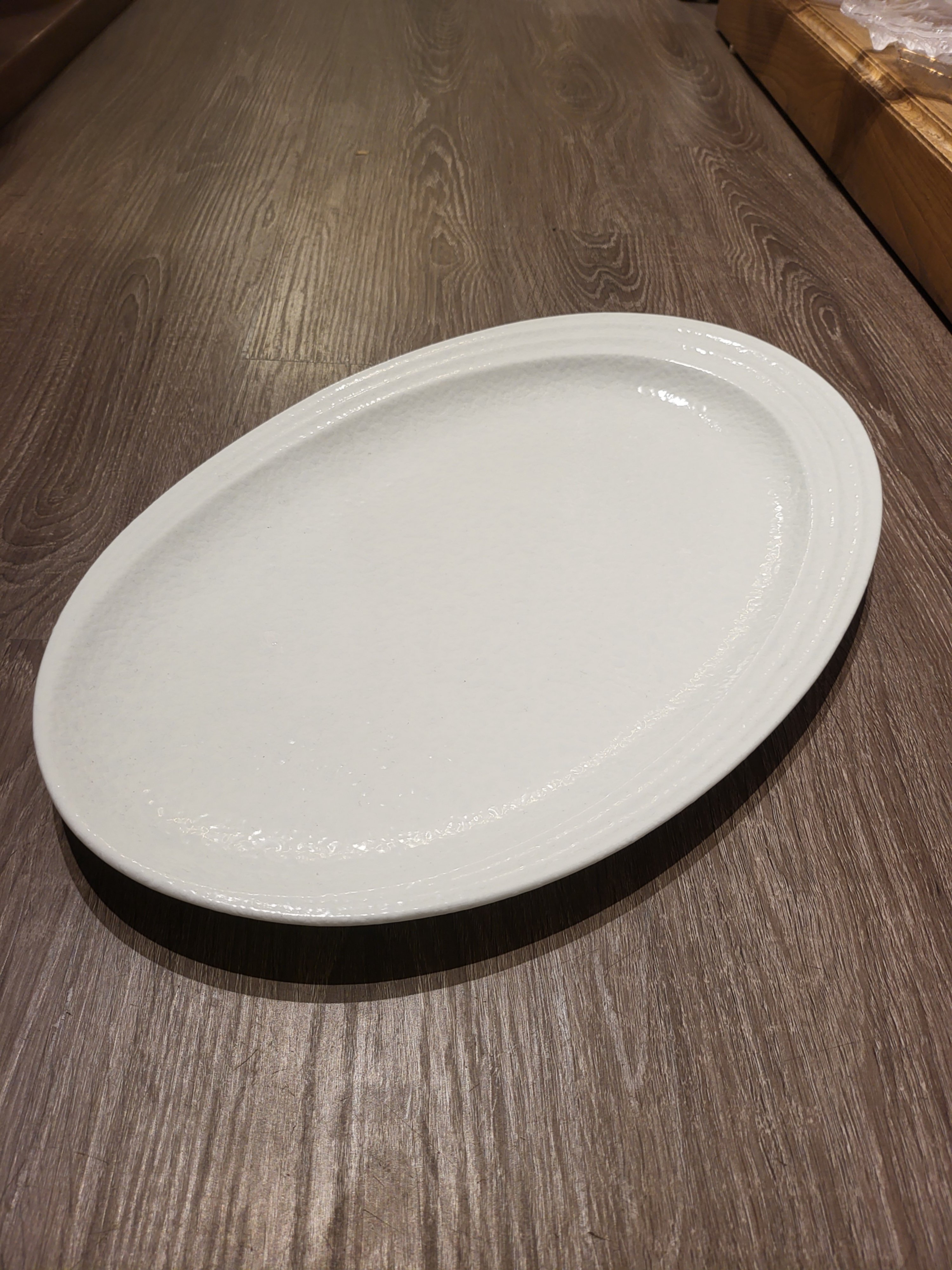 Dĩa xoài 40x26cm tuyết trắng