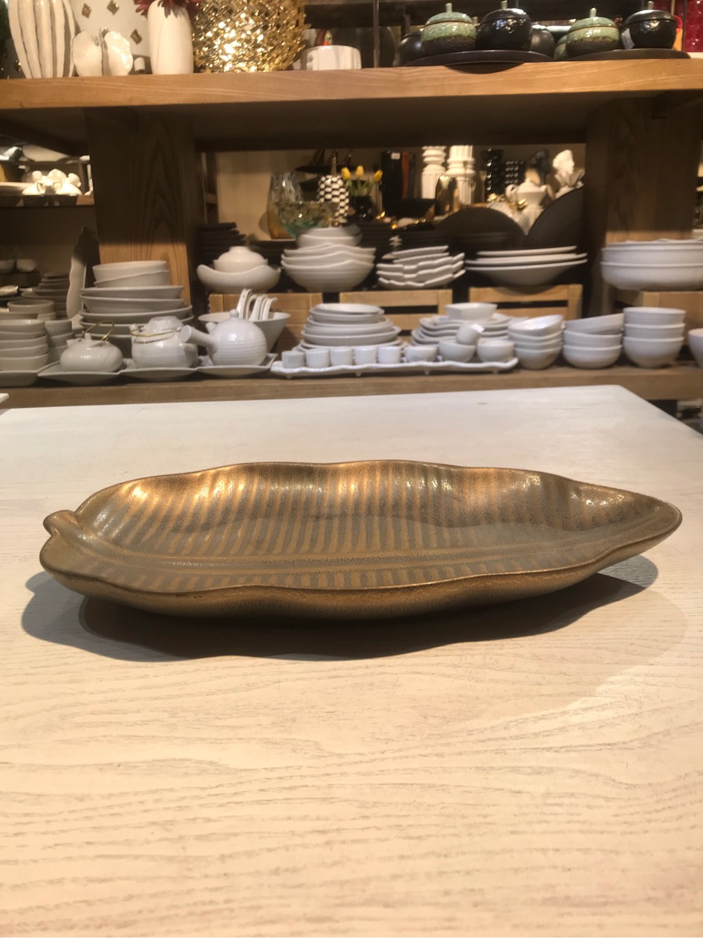 Dĩa lá chuối cạn 32cm (S2) Nâu đồng