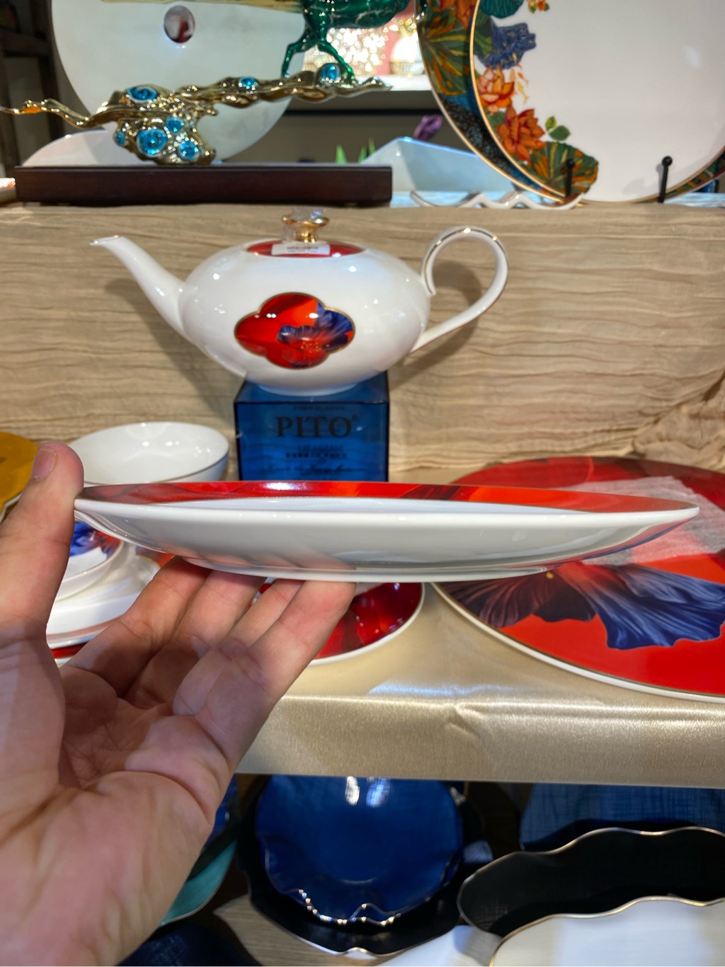 Đĩa nông 8inch hoa đỏ