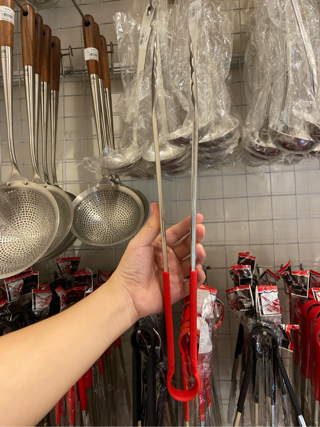 GẮP CHUÔI ĐỎ 40CM