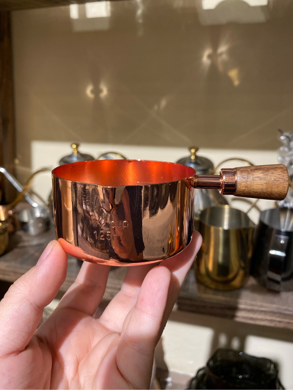 Chén đựng sốt Inox quai gỗ