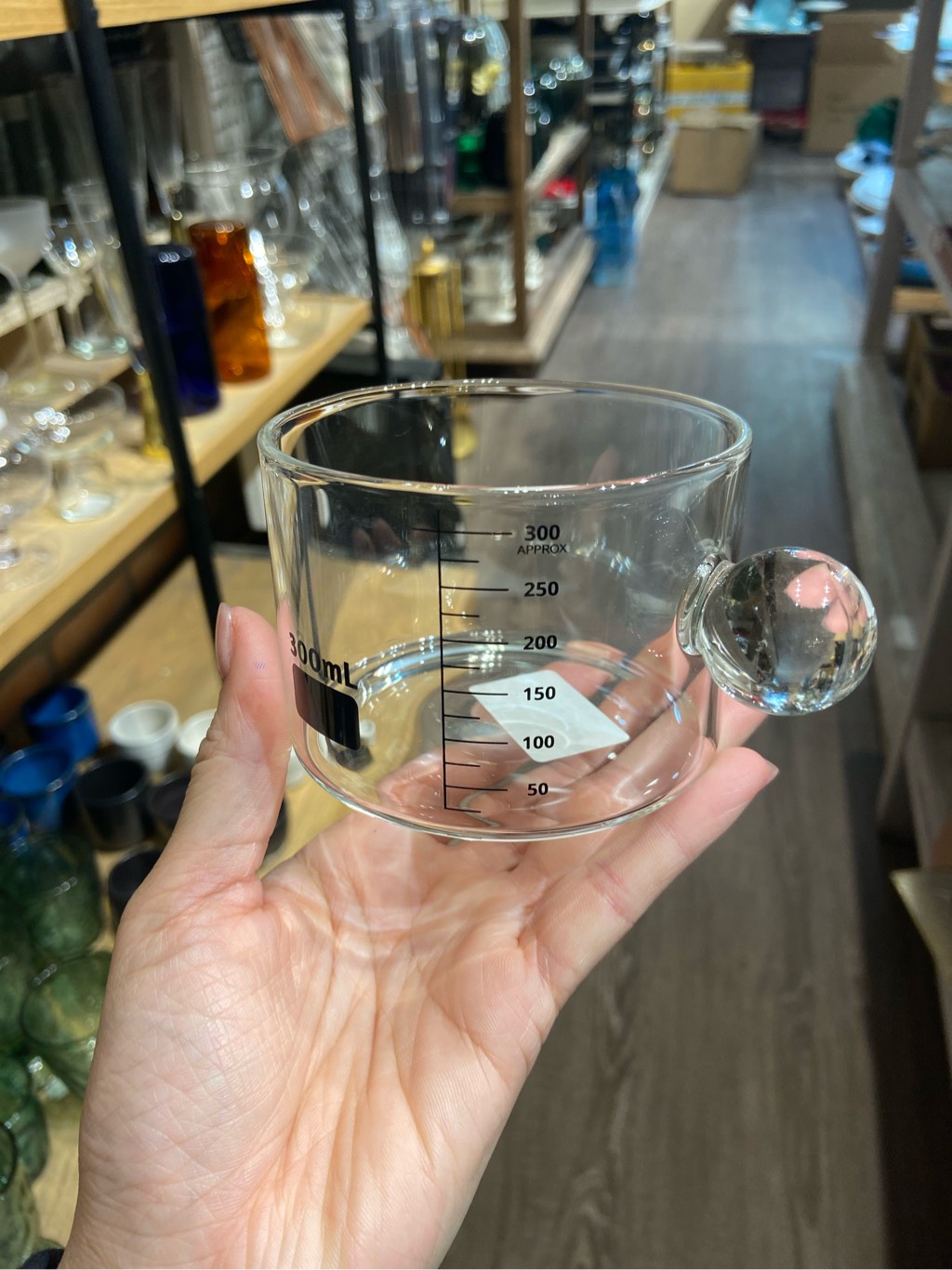 Rót pha chế núm gỗ tròn