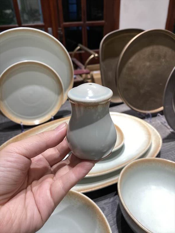 Hũ muối 4 x 6.8cm xanh ngọc viền nâu (matte)