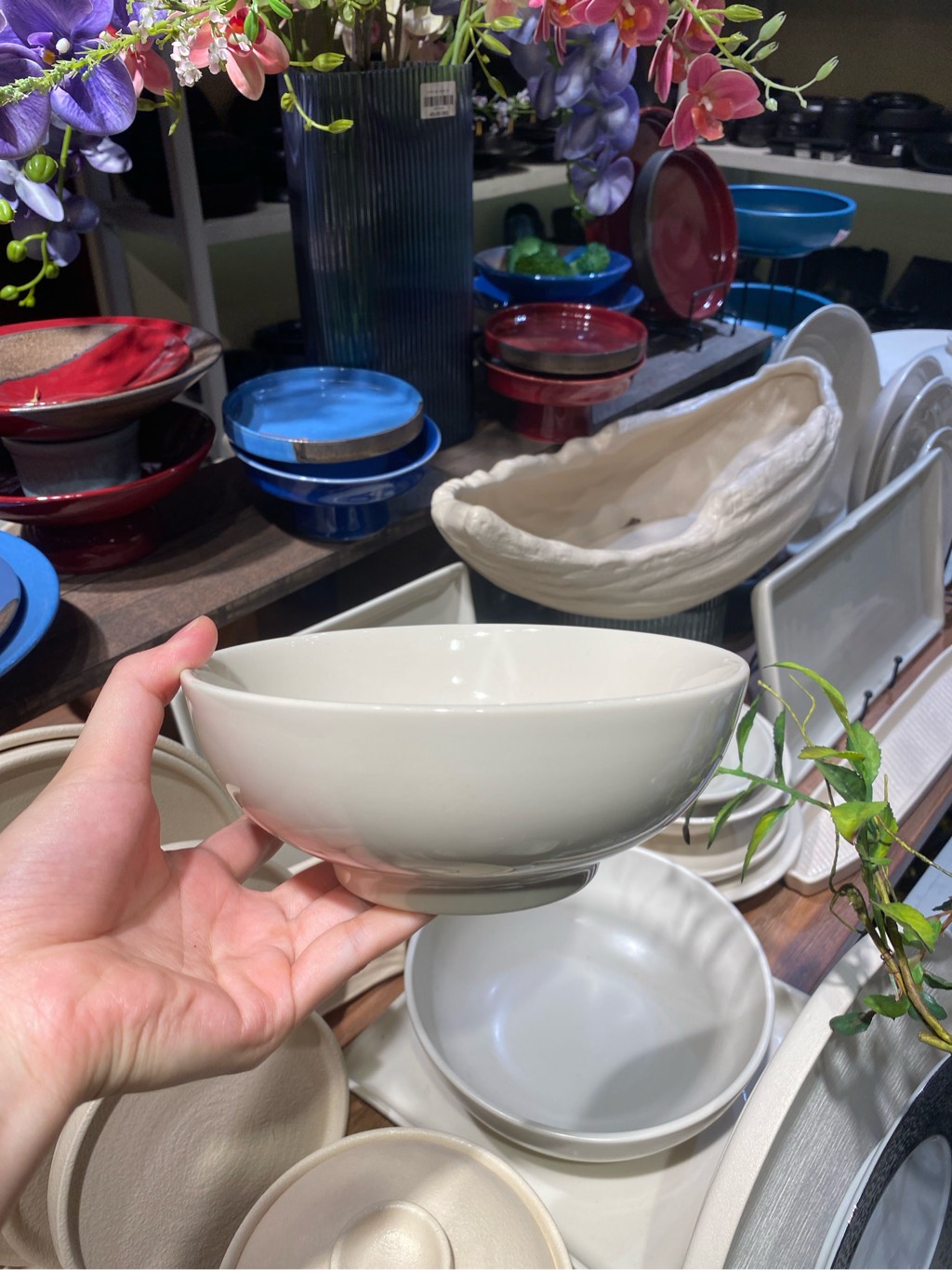 Tô tròn 18cm màu Kem
