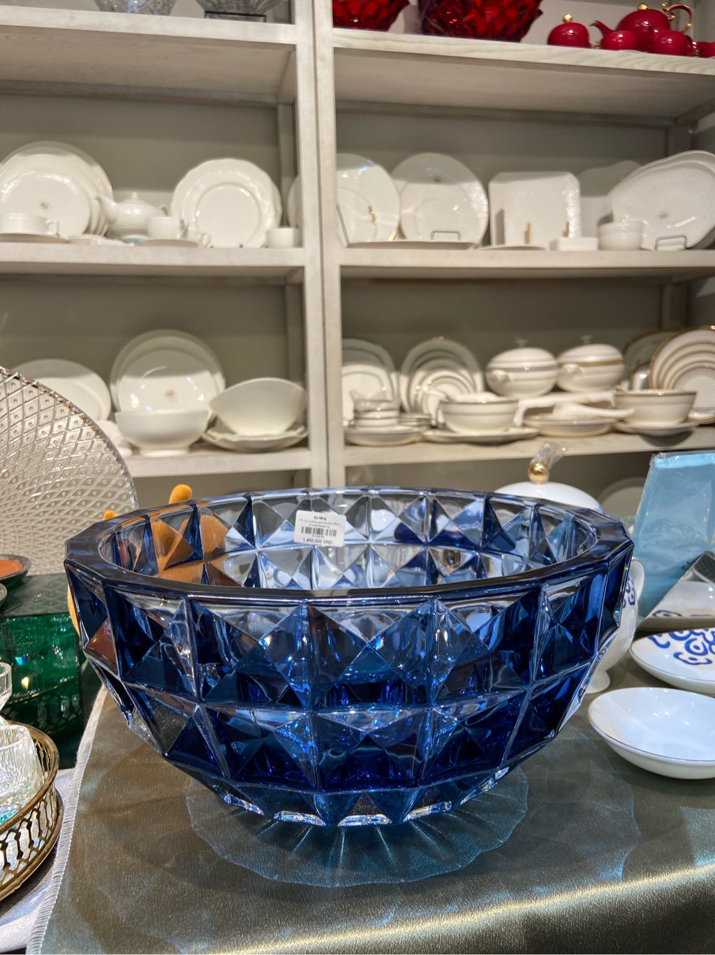 Tô kim cương xanh dương 28cm Crystal Bohemia