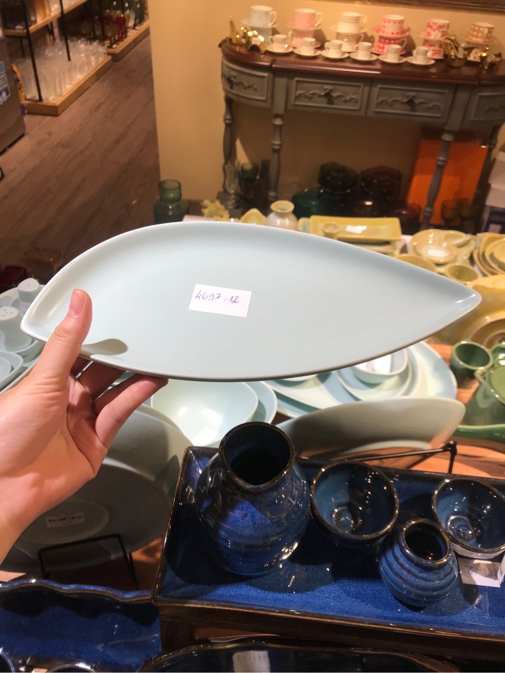 Dĩa dài 30x13cm xanh Lục Bảo