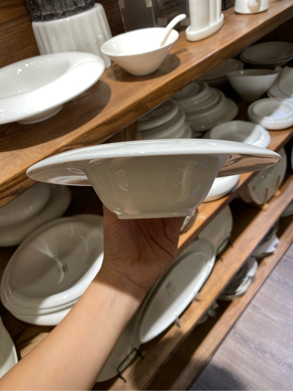 Đĩa soup 8inch vành cong trắng trơn