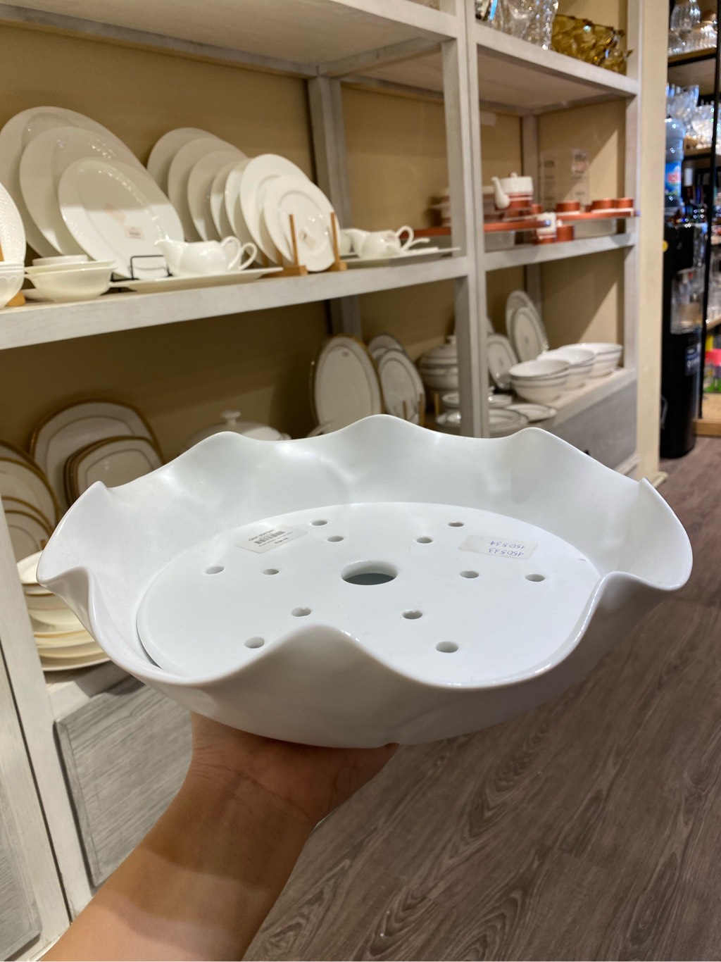 Bát hoa đá khói 11.25inch trắng