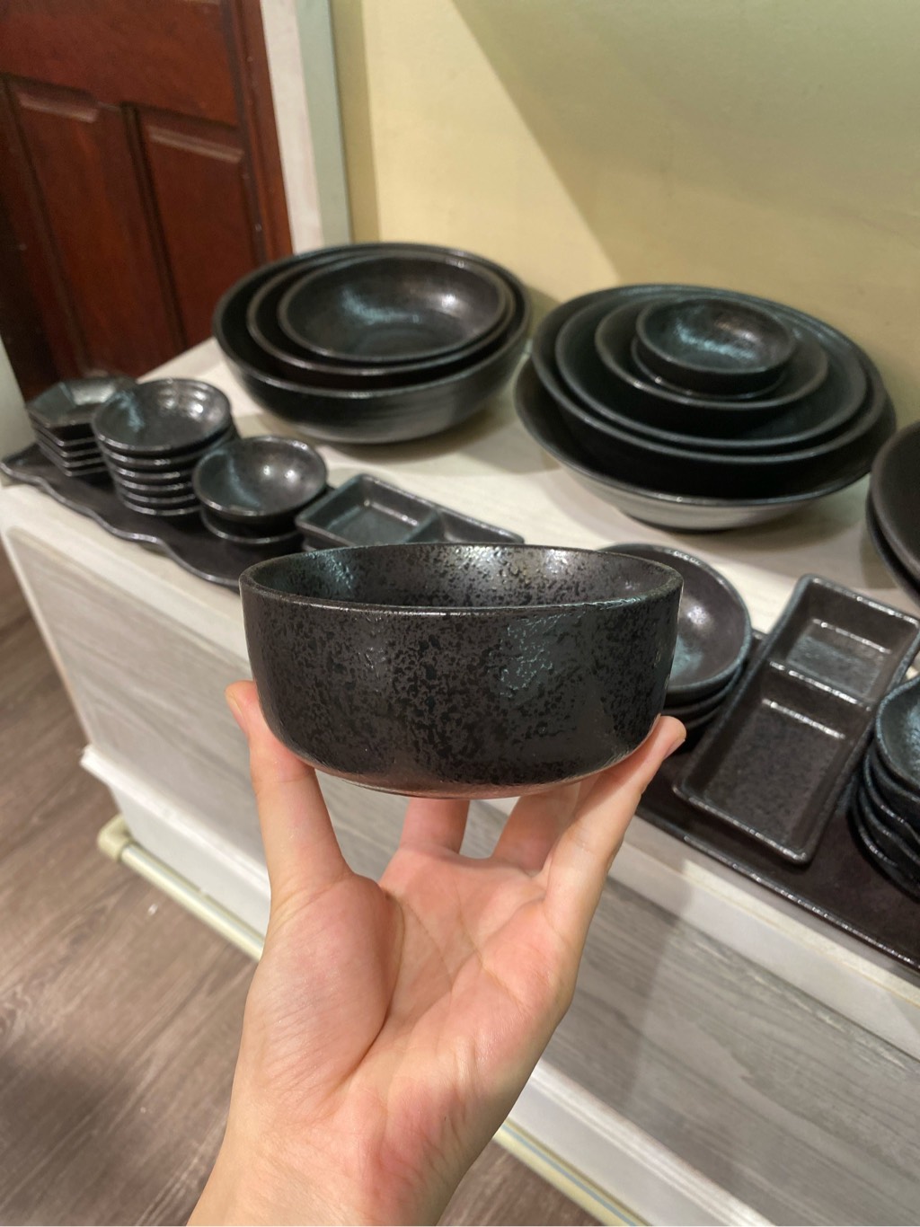 Chén 12 cm màu đen (không vệt) (MÀU MỚI)