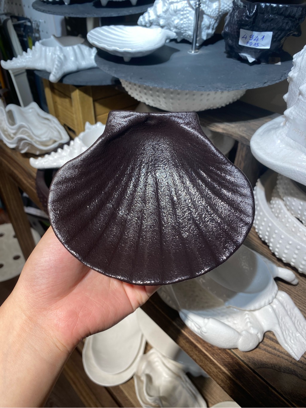 Dĩa sò điệp 14x12cm màu đen