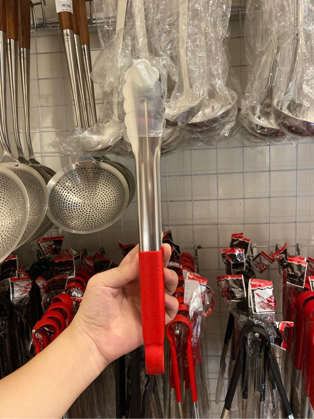 GẮP CHUÔI ĐỎ 30CM