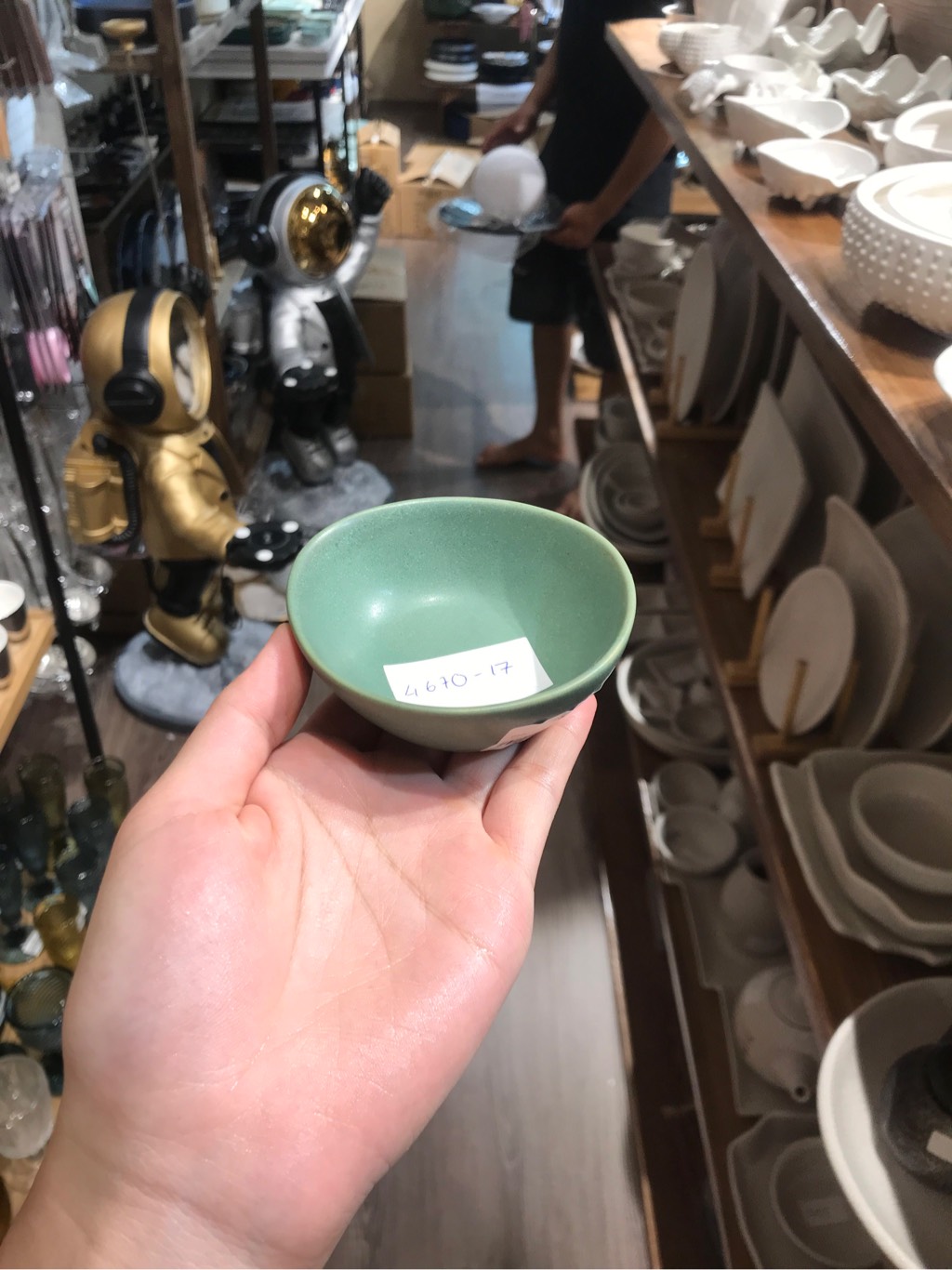 Chén chấm 9x3cm xanh lá đậm trổ (matte)