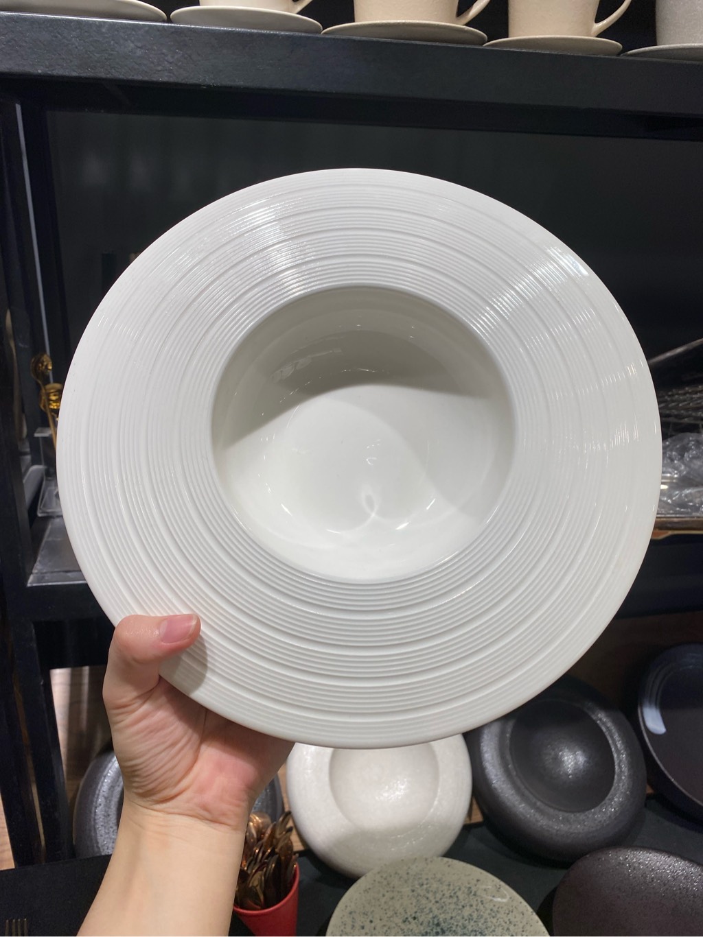 Đĩa soup trắng vành kẻ 28*14cm